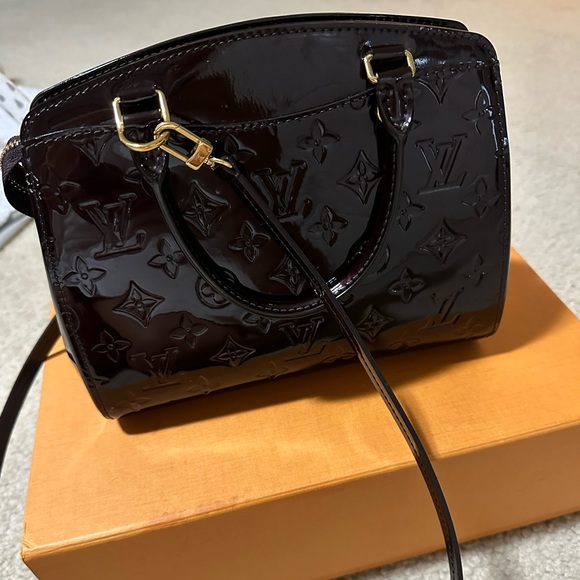 Louis Vuitton Amarante Monogram Vernis Brea PM - Picture 2 of 7